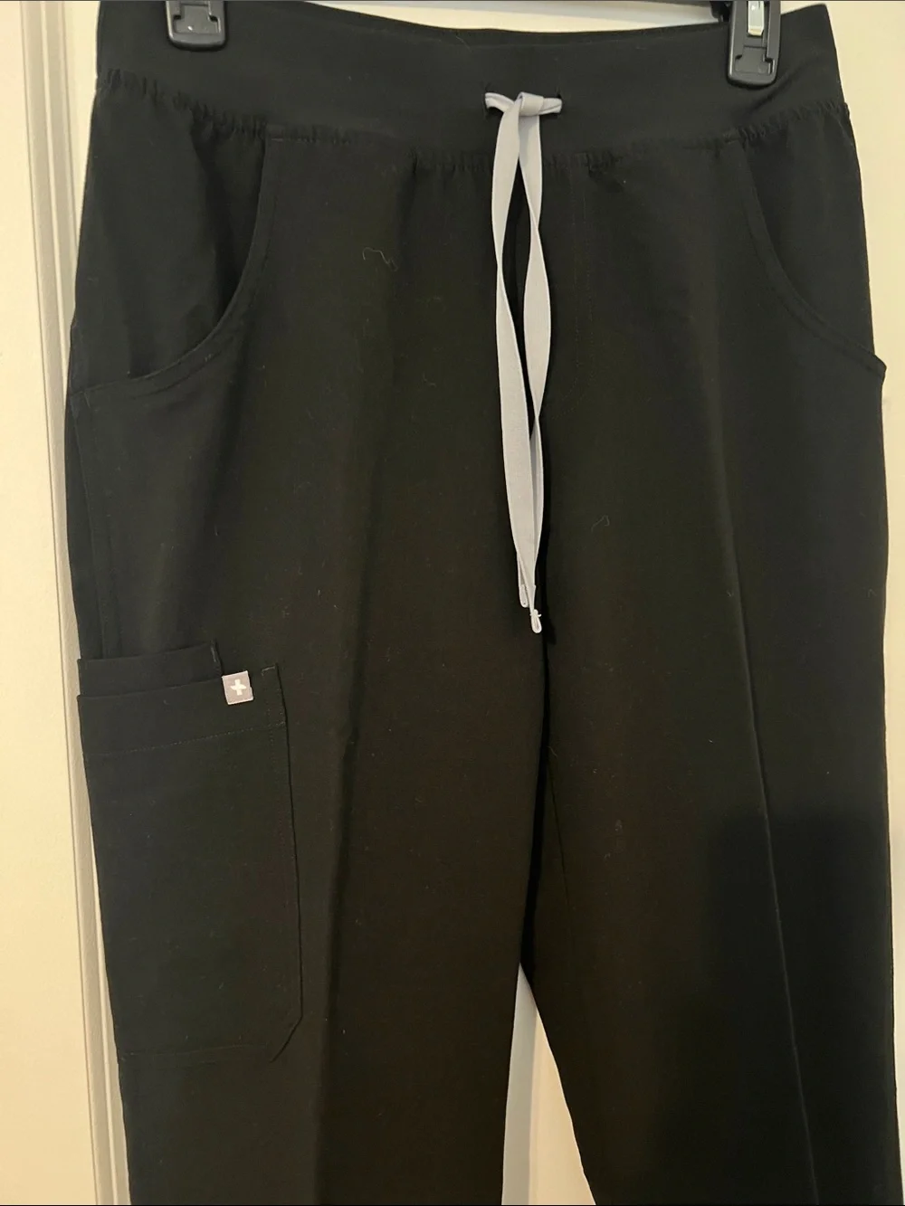 Figs Technical Collection Men's Black Drawstring scrub Pants